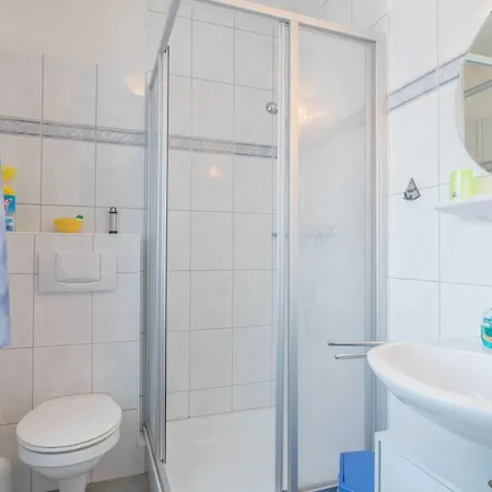Friesenhaushaelfte Suederoog Holiday home *