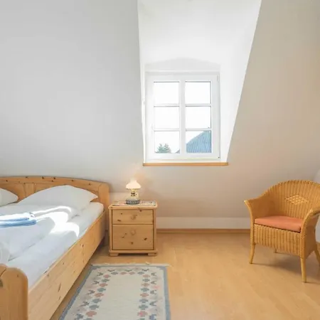 Friesenhaushaelfte Suederoog Holiday home
